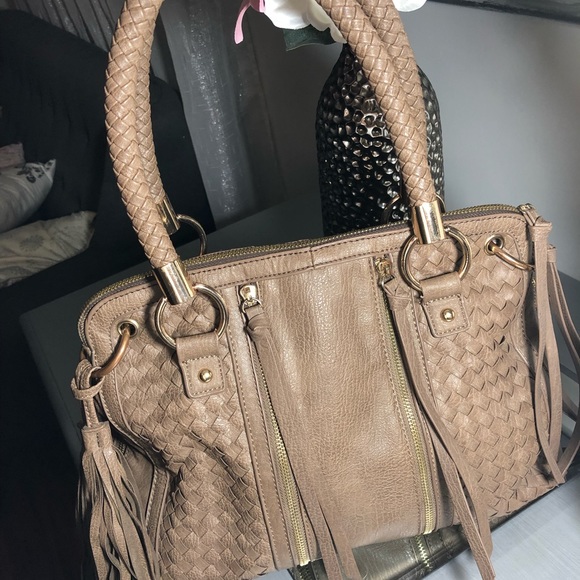 Urban Expressions Hand bags